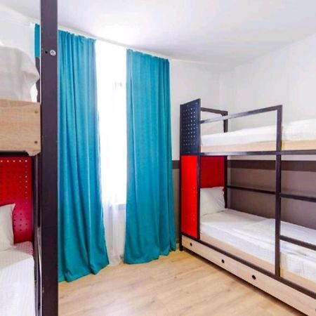 Komuna Hostel&Hotel Batumi Exteriér fotografie